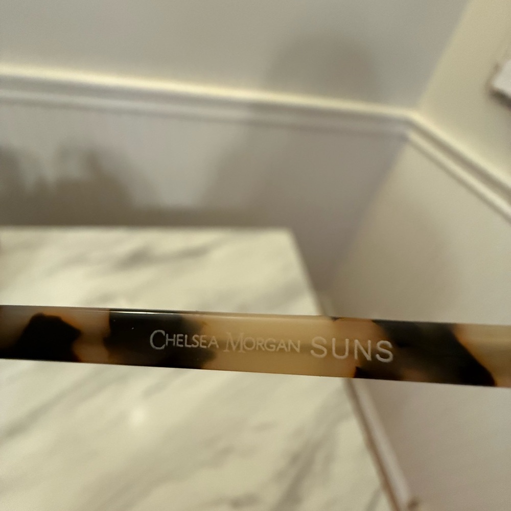 NWT Chelsea Morgan Sunglasses - Picture 5 of 7